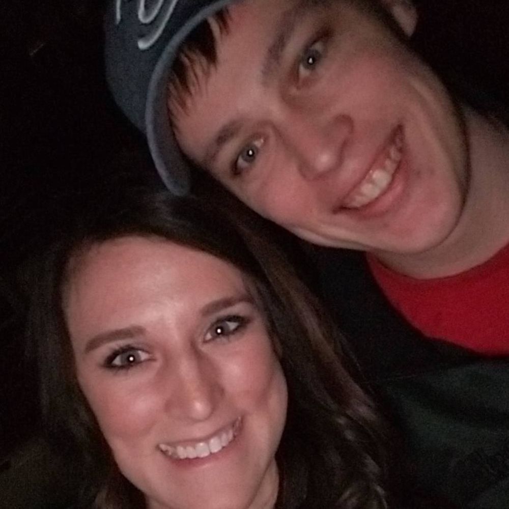 Meet your Posher, Leslie